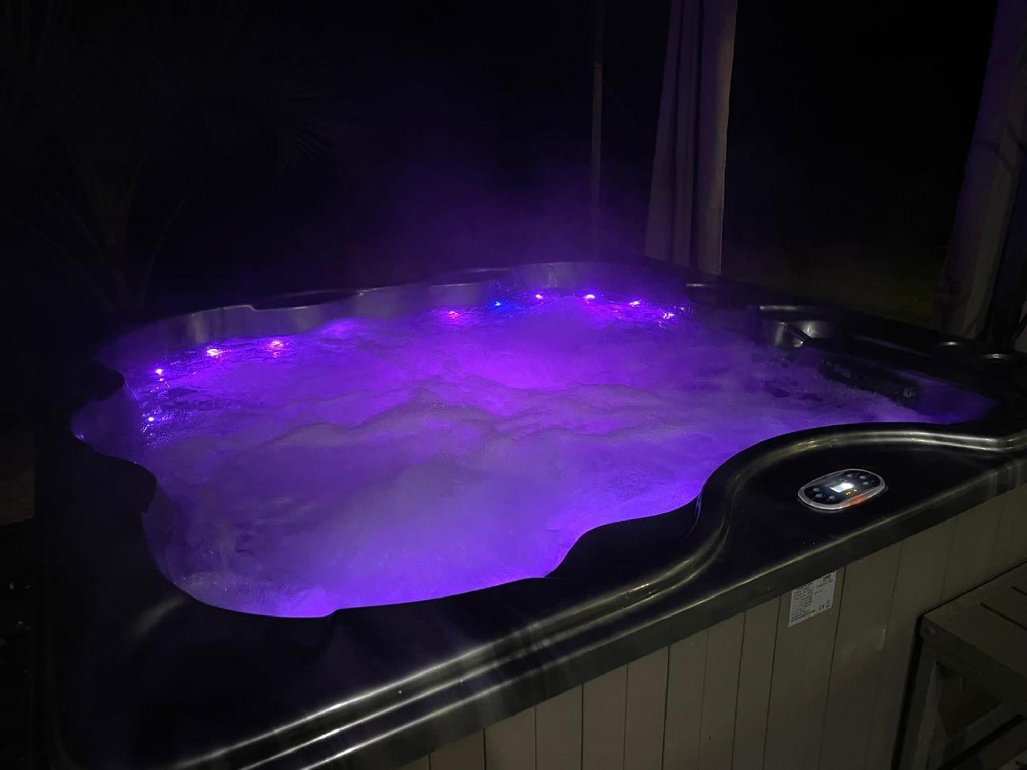 Maison Moderne Au Calme Avec Billard, Jacuzzi, Bain A Remous, Piscine, Babyfoot Labastide-du-Temple Dış mekan fotoğraf